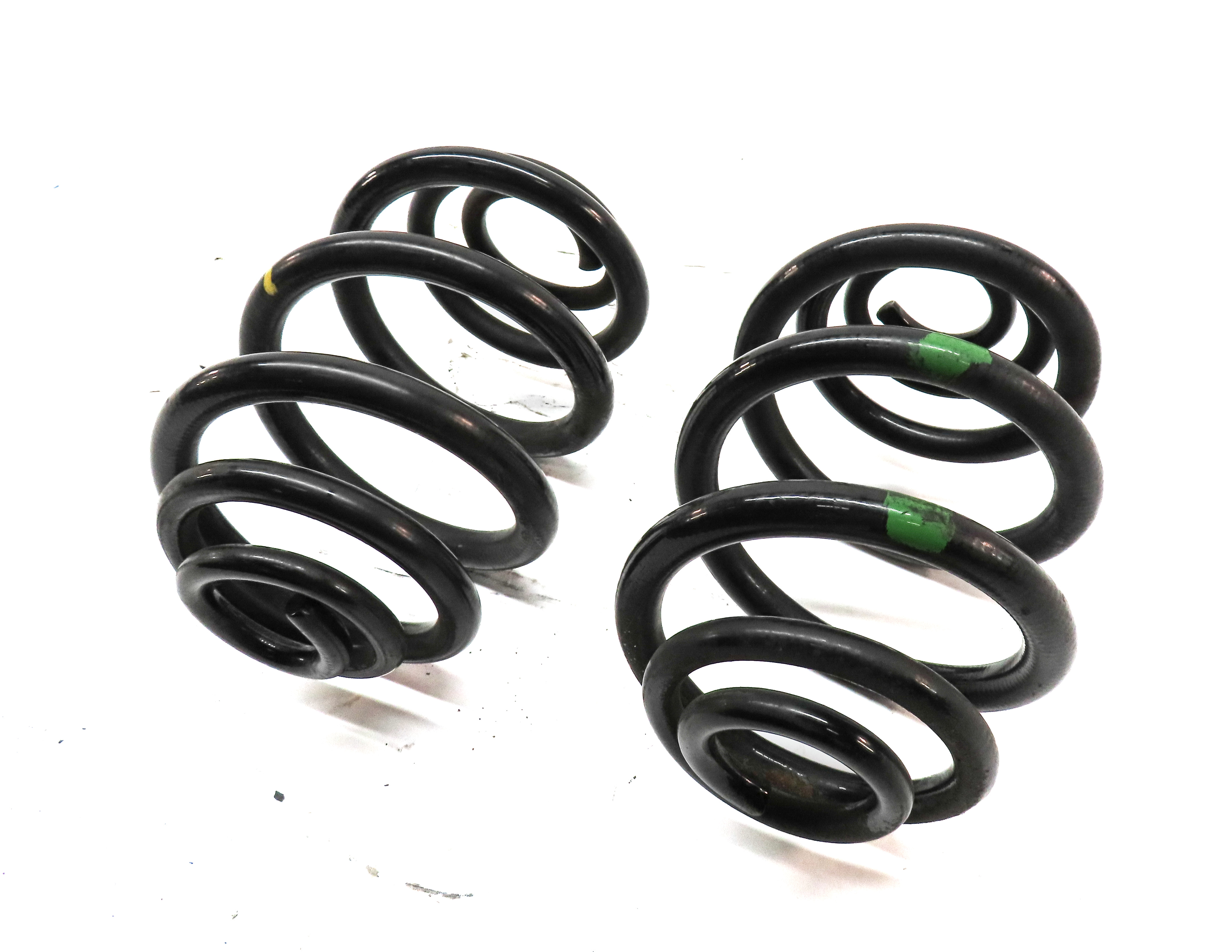 2003-2008 BMW Z4 (E85) LEFT & RIGHT REAR STANDARD SUSPENSION COIL SPRING SET 2 — exact item pictured